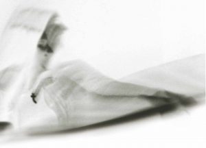 Marika-Bergmann-Geisterfotografie-mit-Kreuz